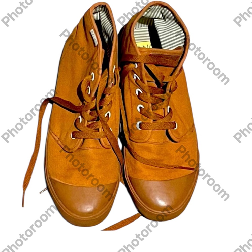 Bangs Sahara High Top Sneakers.